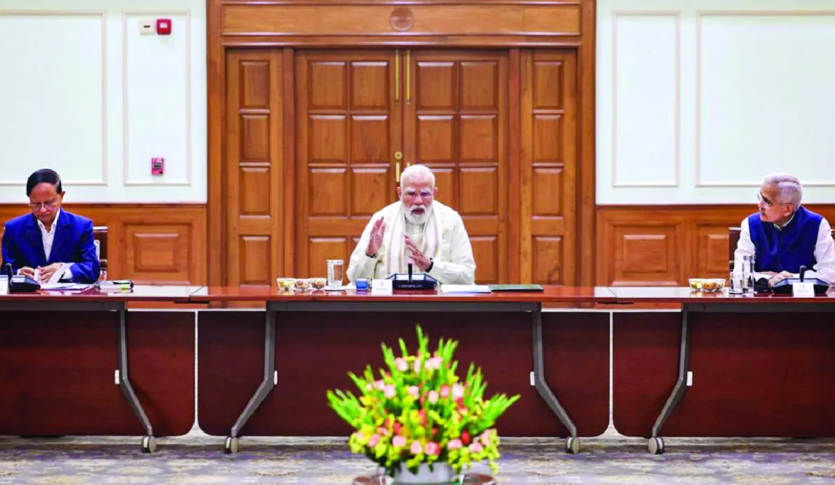 PM Modi Meets Economic Advisory Council Members to Discuss Growth Strategy Amid Global Economic Uncertainty