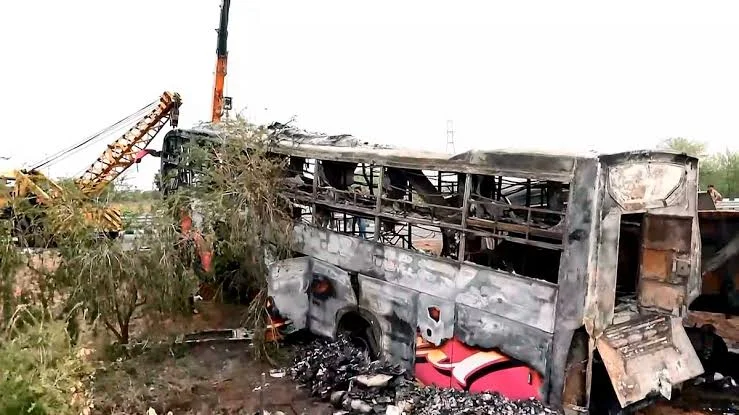 Delhi-Mumbai Expressway Accident: 8 Dead, Several Injured as Bus Overturns in Rajasthan